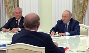 Президент России Владимир Путин заявил, что полностью поддерживает кандидатуру Вячеслава Володина